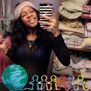 Meet your Posher, Queen'a